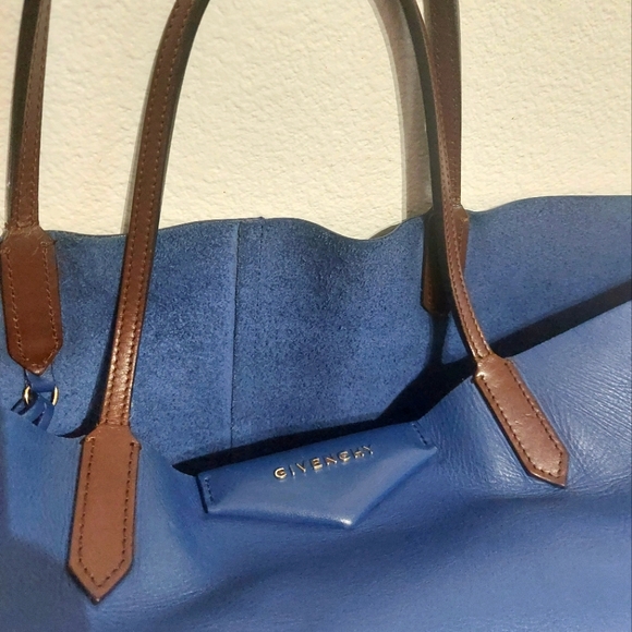Givenchy Antigone Shopper tote with pouch - Picture 5 of 16